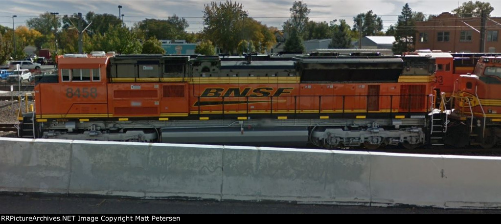 BNSF 8458